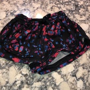 Lululemon hottie hot shorts